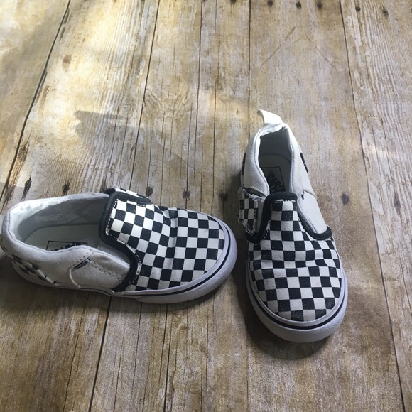 vans slip on toddler size 8